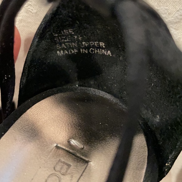 BCBG Shoes - Picture 3 of 5